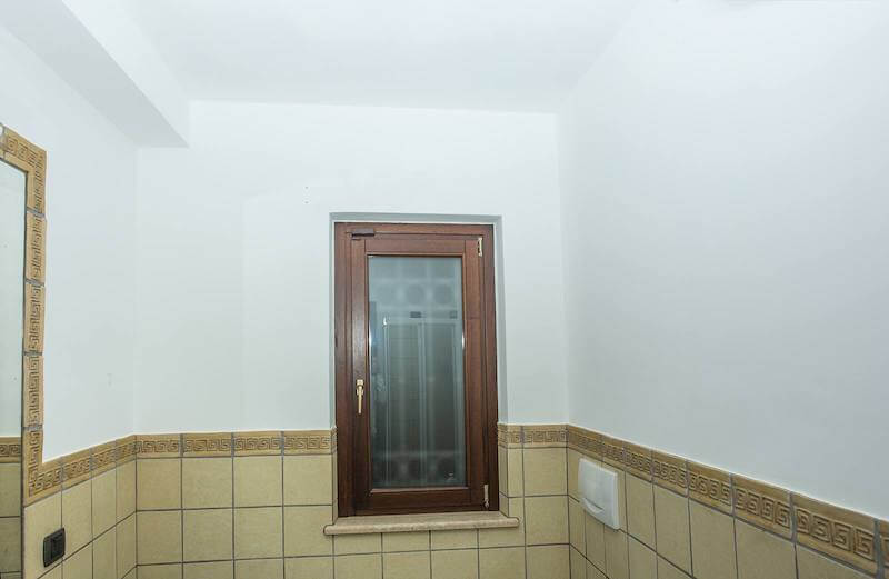 togliere muffa bagno